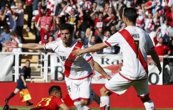 (Crónica) El Villarreal cae en Vallecas y el Sevilla empata con el Depor