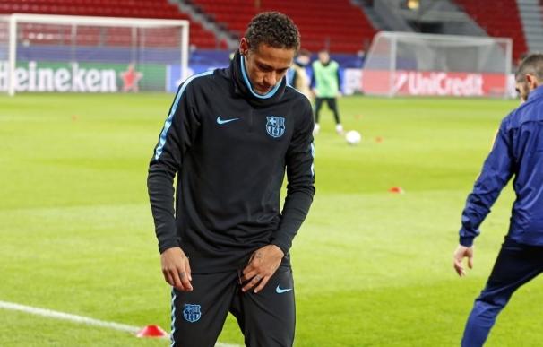 Neymar, baja ante el Leverkusen por una lesión en el abductor de la pierna izquierda