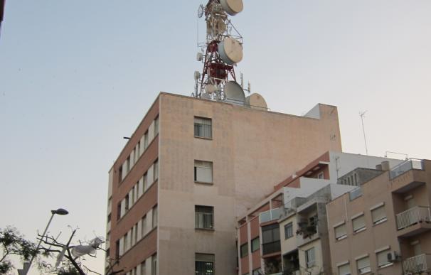 Podemos pide derogar la Ley de Telecomunicaciones y eliminar las expropiaciones para instalar antenas