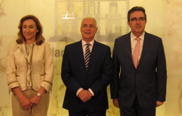 La Rioja adquirirá tres equipos de diagnóstico y tratamiento del cáncer con la donación de la Fundación Amancio Ortega