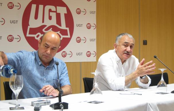 Álvarez (UGT) pide al PSOE que "deje de mirarse internamente" y comience a trabajar de cara a los ciudadanos