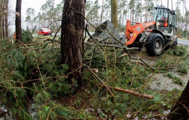 La tormenta 'Niklas' ha dejado numerosos destrozos a su paso por centroeuropa
