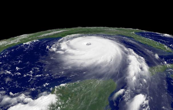 El Huracán Katrina a su paso por el Golfo de México el 28 de agosto de 2005