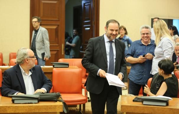 El PSOE rechaza plantear medidas coercitivas contra el referéndum sin antes intentar crear un "espacio de encuentro"