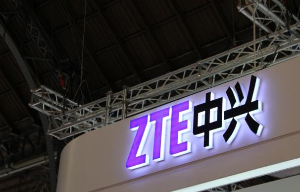 El fabricante de móviles chino ZTE gana un 94% más en 2014, hasta 390 millones