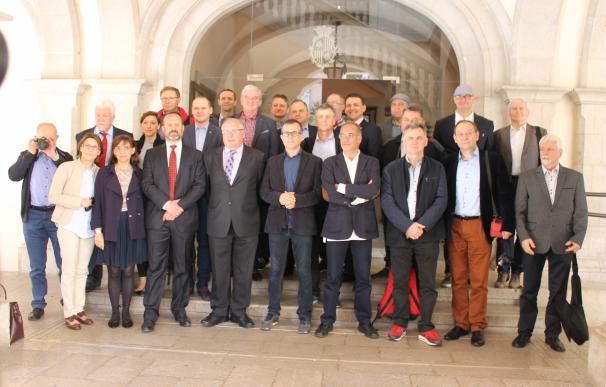 Foeg promociona el modelo turístico de Girona ante una veintena de alcaldes de Polonia