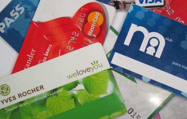 El 40% de los clientes de tarjetas bancarias no quiere comprar a crédito