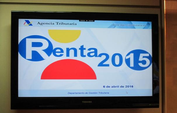 La Agencia Tributaria ha devuelto 7,4 millones en Extremadura tras la primera semana de la Campaña de la Renta 2015