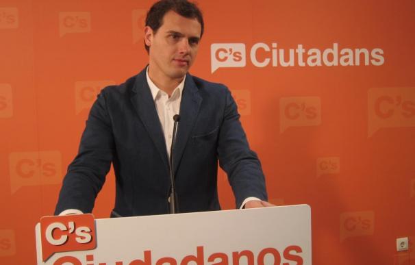 Albert Rivera (C's): "No venimos a decir lo mismo que PP y PSOE, venimos a hacer lo que no han hecho"