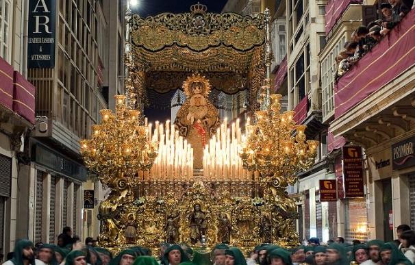 Trono de la Virgen de la Esperanza en Málaga