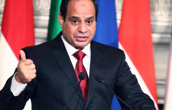 El presidente egipcio ratifica la ley previa a la celebración de legislativas