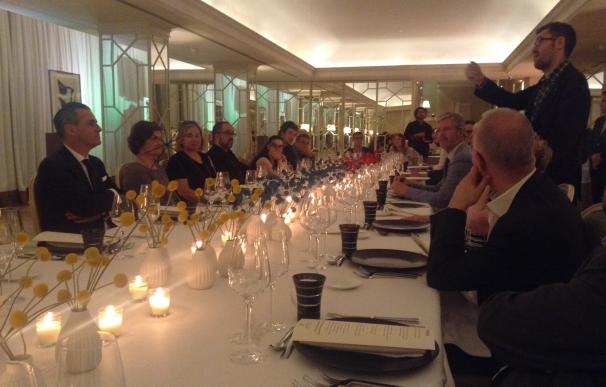 Una cena-homenaje recuerda el vínculo de Miró y Barcelona a los 85 años de regresar de París