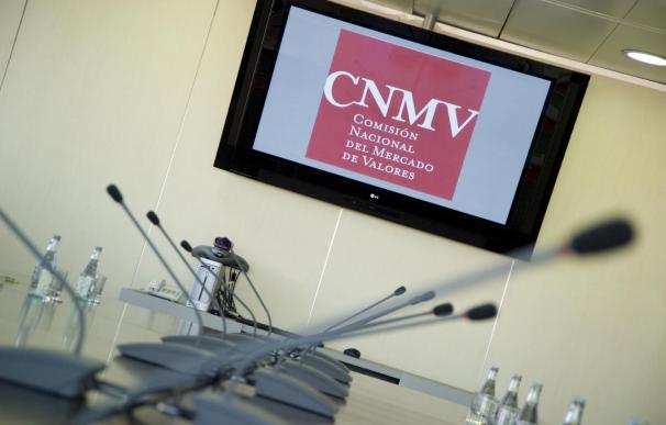La CNMV abrirá expediente a nueve grupos financieros por mala gestión de preferentes.