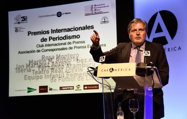 Méndez de Vigo defiende la libertad de prensa y su papel para hacer las sociedades "más libres"