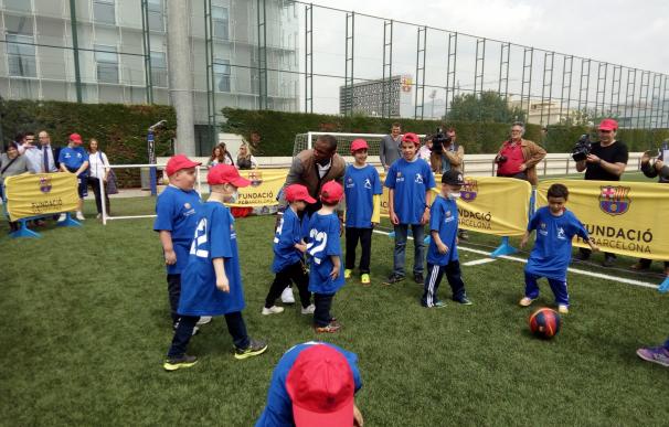 El Barça y Abidal, unidos en un "matrimonio perfecto" en la lucha contra el cáncer infantil