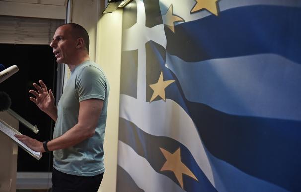 Varoufakis, durante una rueda de prensa tras la votación