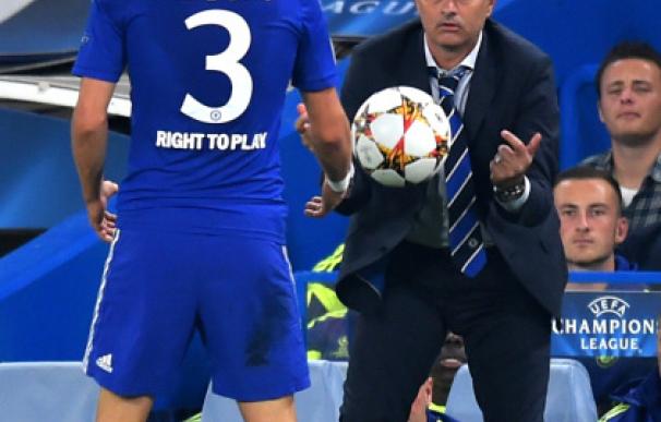 Filipe Luis desvelá por qué el vestuario del Chelsea se cansó de hacer caso a Mourinho