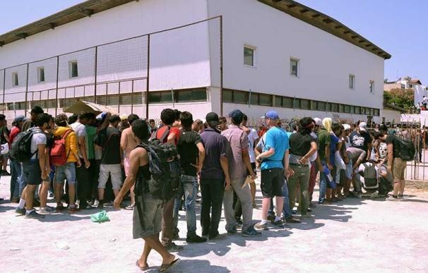 MSF denuncia "abusos" a los inmigrantes en la isla griega de Kos