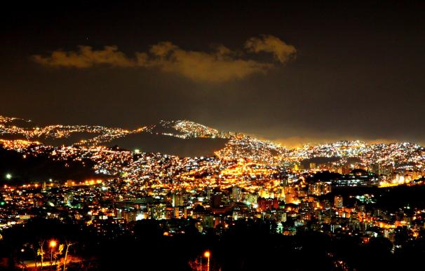 Gobierno de Venezuela anuncia plan de racionamiento eléctrico en diez estados