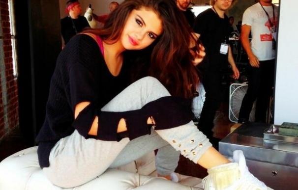 Selena Gomez producirá una serie sobre su vida para Lifetime
