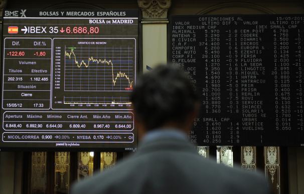 Imagen de archivo de un panel de la Bolsa madrileña