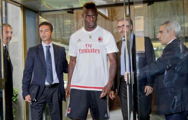Balotelli inicia cedido su segunda aventura en el Milan