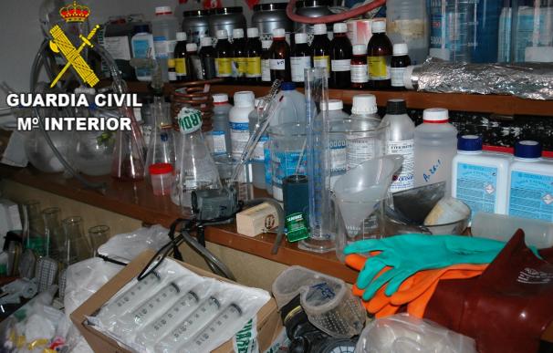 Desmantelan un laboratorio de drogas sintéticas en Zamora en una operación que se salda con seis detenidos