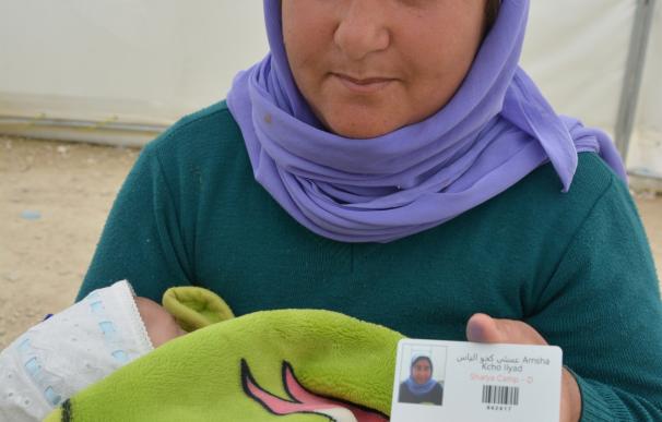 La ONG World Vision lanza una tarjeta con tecnología digital para agilizar los trámites e identificación de refugiados