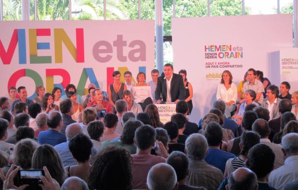 Otegi propone a PNV y Podemos diálogo para lograr un "acuerdo de país" sobre cuestiones sociales y soberanía