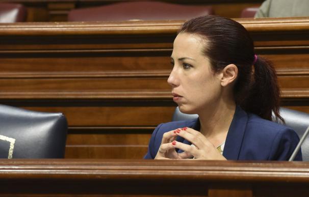Hernández reclama a Fátima Báñez los 111 millones que "debe" a Canarias para empleo