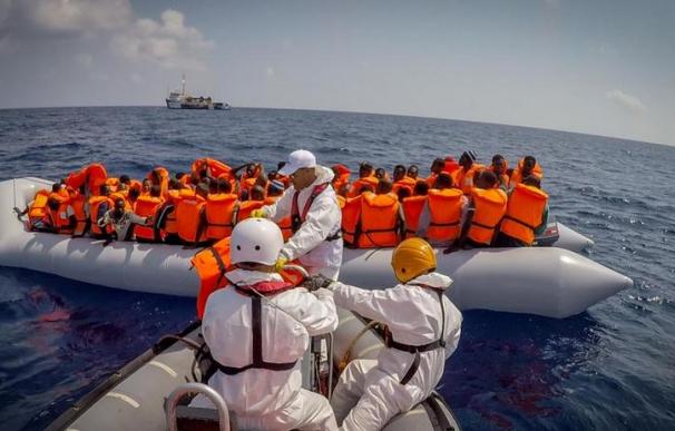 Así actúa Médicos Sin Frontera en un rescate en el Mediterráneo