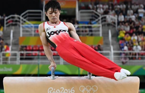 Japón destrona a China de la mano de 'Supermán' Uchimura, el mejor gimnasta del mundo