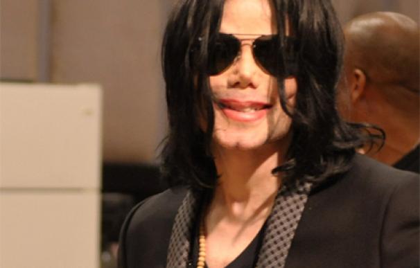 Venden las cosas de Michael Jackson por 1.23 millones de euros