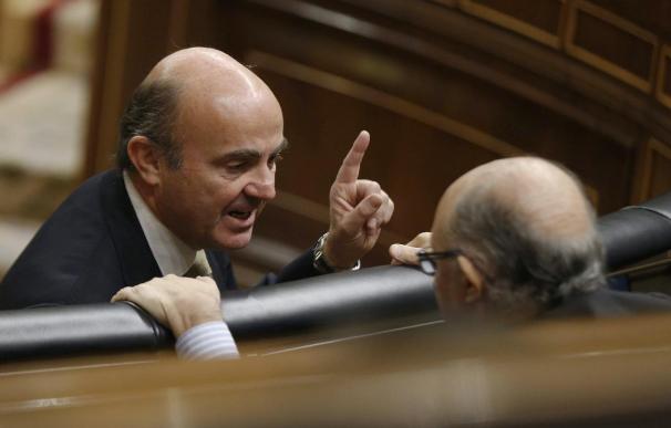 De Guindos dice que los supervisores "miraron hacia otro lado" en Bankia.
