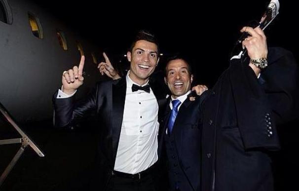 Ronaldo regala a Mendes una isla griega por su boda