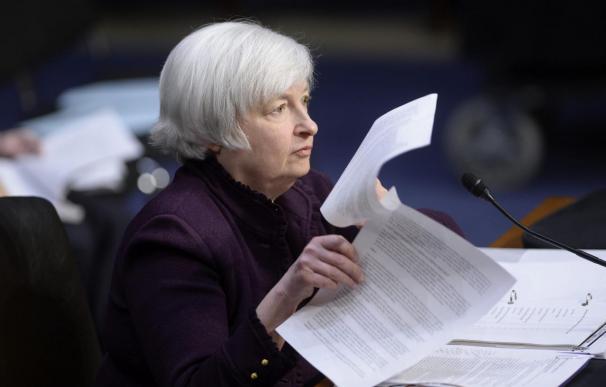 Yellen apunta a un sólido crecimiento en EE.UU. y el fin de la compra de bonos en otoño