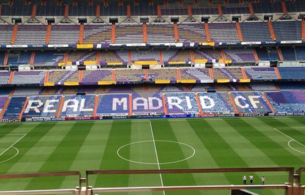 Mosaico en la tribuna del Bernabéu