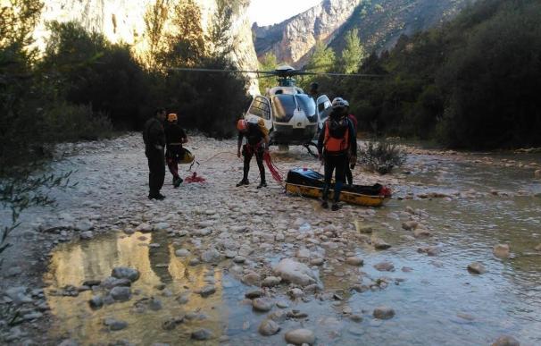 La Guardia Civil rescata a cuatro montañeros y tres barranquistas en el Pirineo aragonés