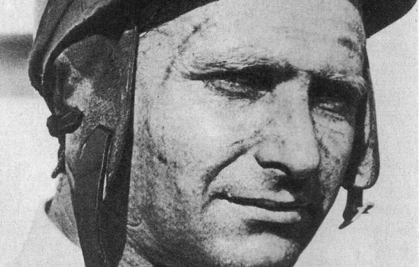 Exhuman el cuerpo del piloto de F1 Juan Manuel Fangio por demandas de paternidad