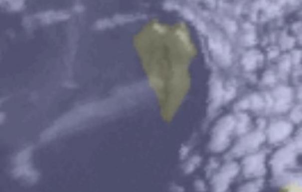 El humo del incendio de La Palma resulta visible desde el Meteosat