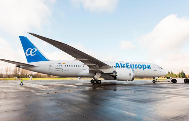 Air Europa supera los 4,8 millones de pasajeros durante el primer semestre, un 5% más que en 2015