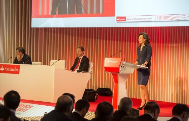 Ana Botín (Santander) sobre la compra de Popular: "No hemos recibido presiones de nadie"