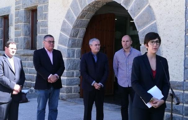 La presidenta de las Cortes reivindica en Boltaña el "papel esencial" de las comarcas para luchar contra la despoblación