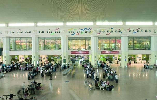 Málaga para la Gente, preocupado ante la "merma" en asistencia a pasajeros por "falta de personal" en aeropuerto