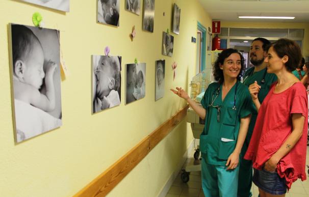 Hospital Virgen de la Salud de Toledo acoge una muestra de fotos sobre neonatos realizadas por una pediatra del centro