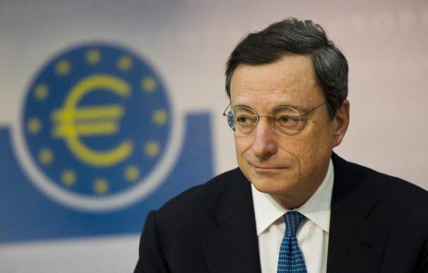 Draghi reconoce un error en el recorte de las garantías de algunos bancos españoles
