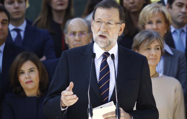 . Rajoy ofrece a los españoles "seguridad y certidumbre" y cargos con "experiencia". "No necesitamos fichajes"