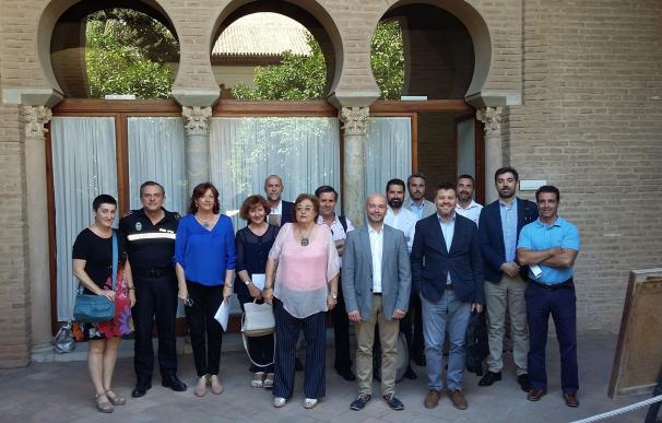 Primera reunión del grupo de trabajo contra la clandestinidad en el sector turístico de Sevilla