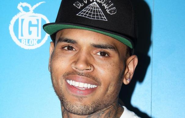 Chris Brown cierra su Twitter tras exhibir su agresividad