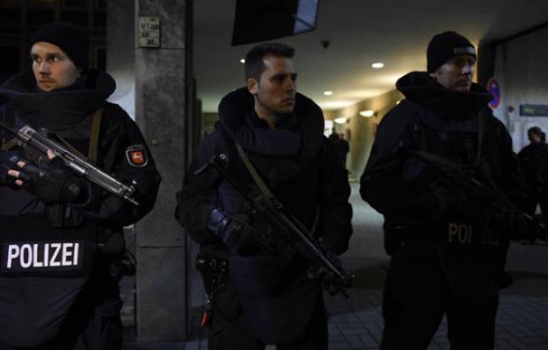 El Alemania - Holanda se suspende por "indicios concretos de atentado"